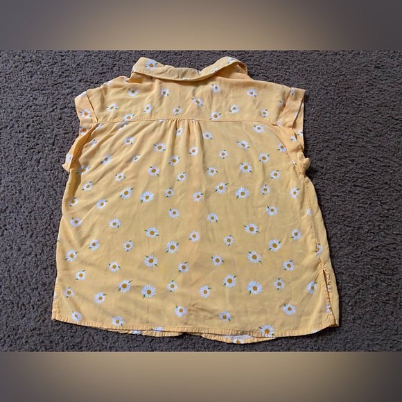 Belle Du Jour yellow floral shirt - Picture 4 of 5